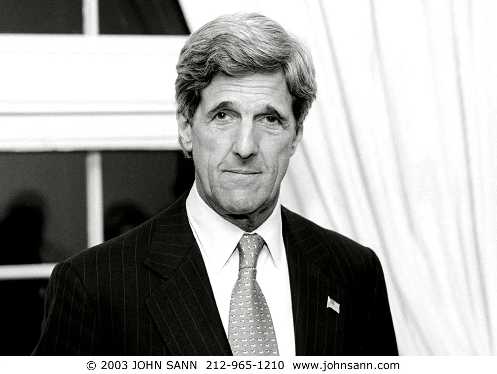 John Kerry, retrato de John Sann